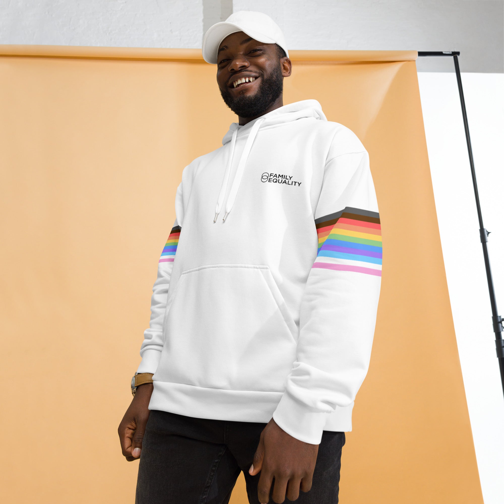 Hoodie best sale over cap